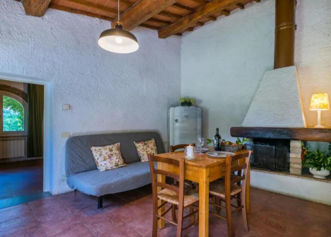 Agriturismo La Moraia ポッジボンシ エクステリア 写真