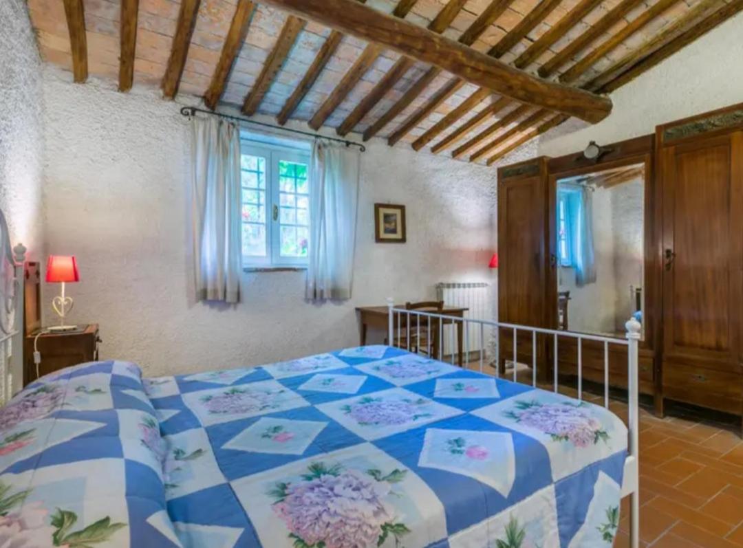 Agriturismo La Moraia ポッジボンシ エクステリア 写真