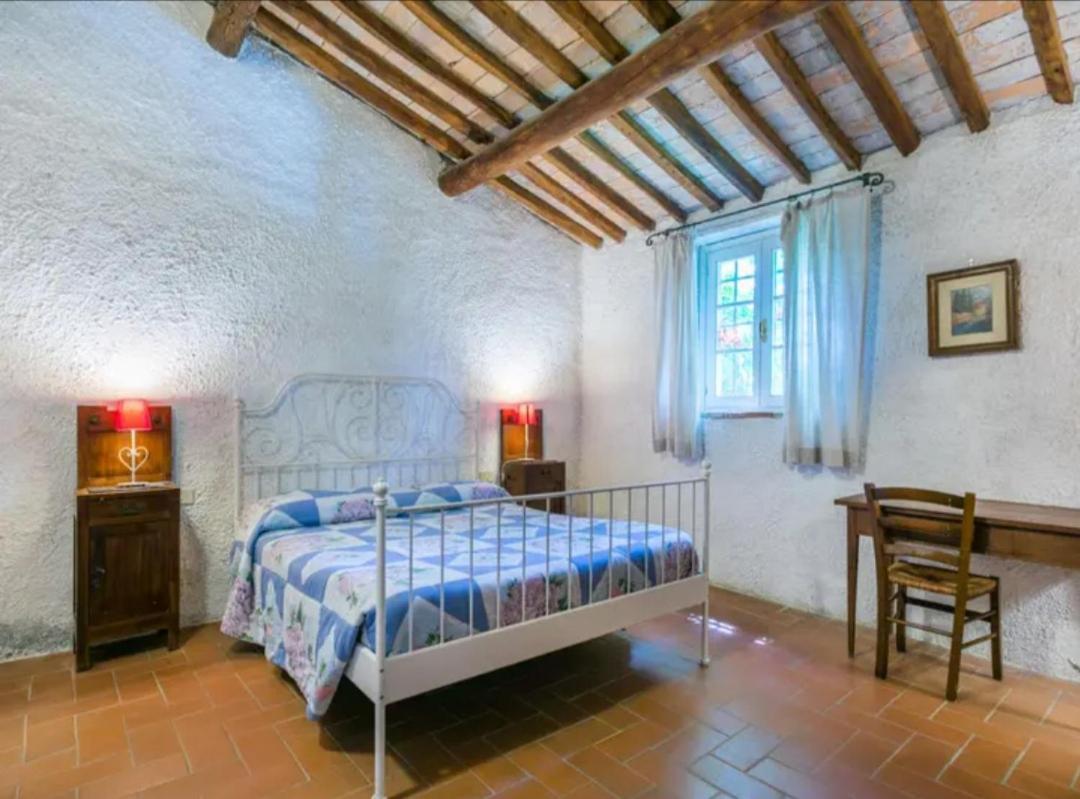 Agriturismo La Moraia ポッジボンシ エクステリア 写真