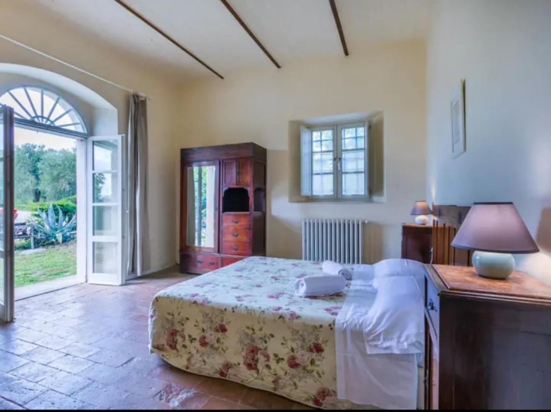 Agriturismo La Moraia ポッジボンシ エクステリア 写真